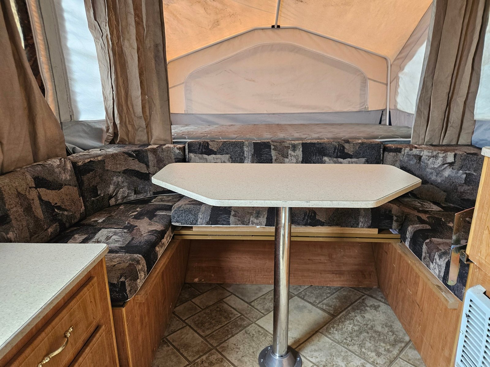 LA FAMILIALE – Image 9